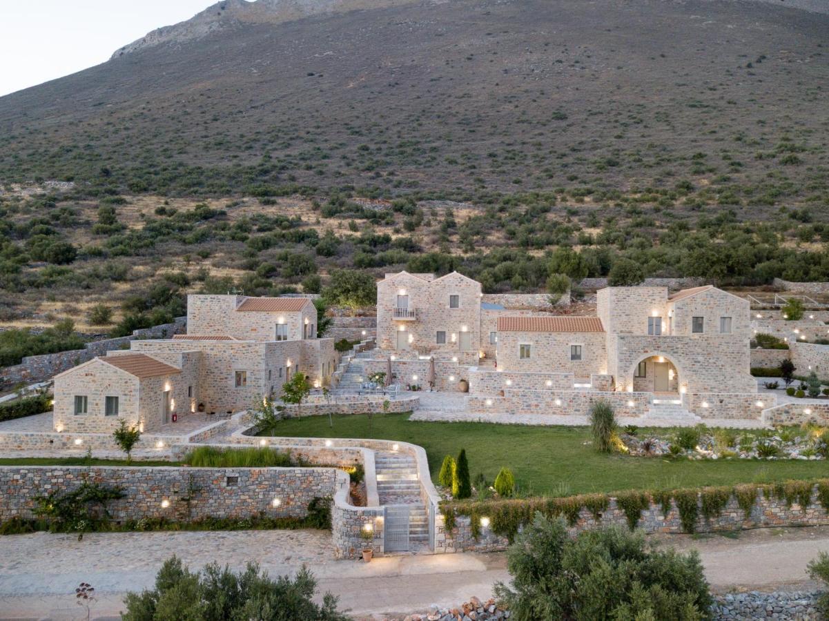Armantanis Luxury Suites Areopoli Exterior foto