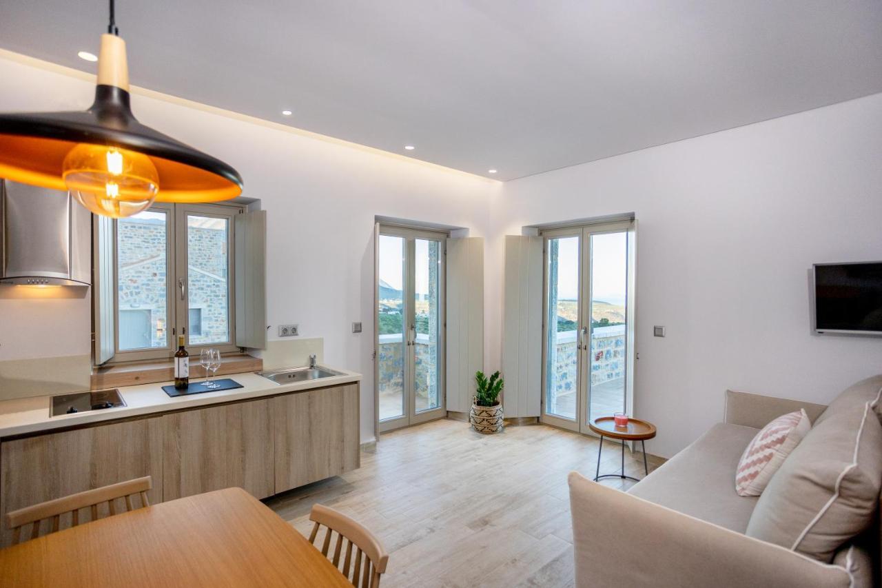 Armantanis Luxury Suites Areopoli Exterior foto