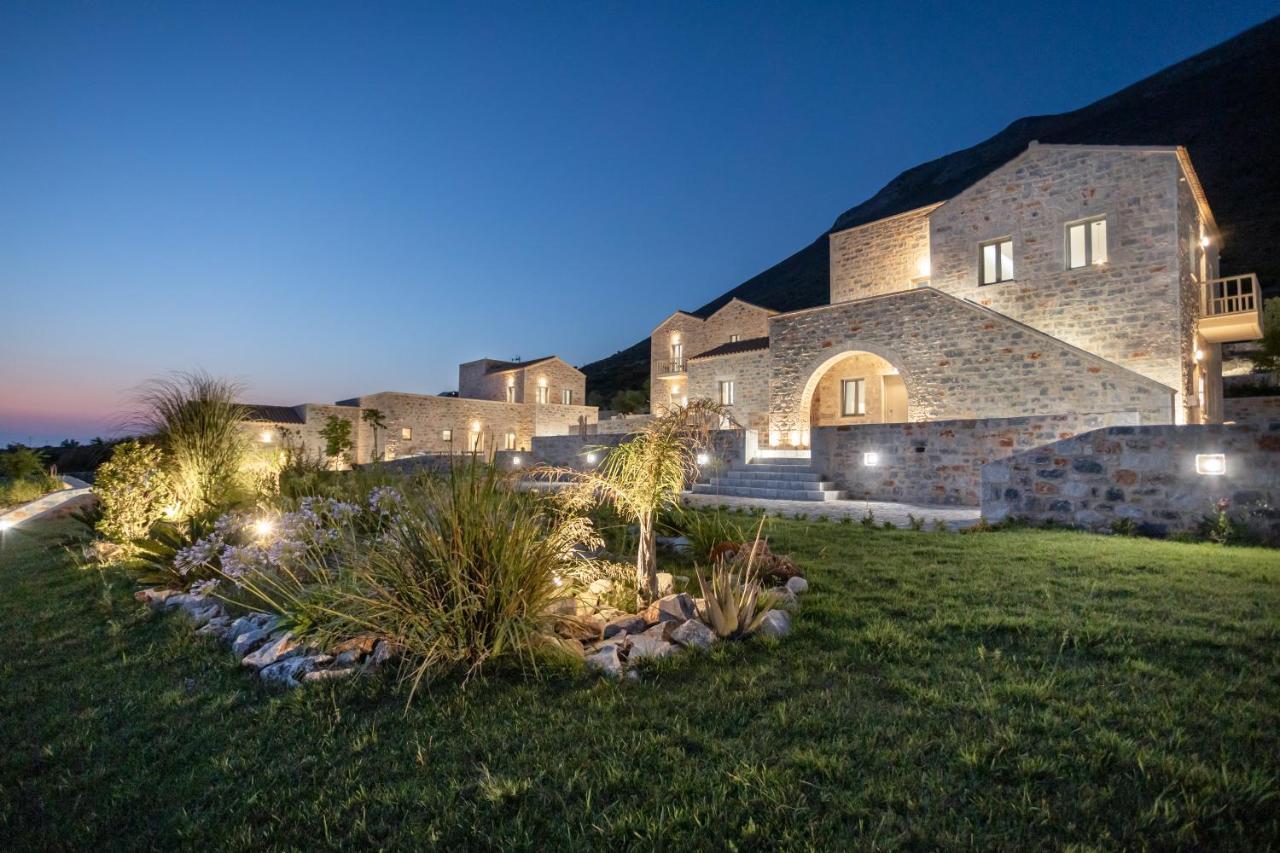 Armantanis Luxury Suites Areopoli Exterior foto