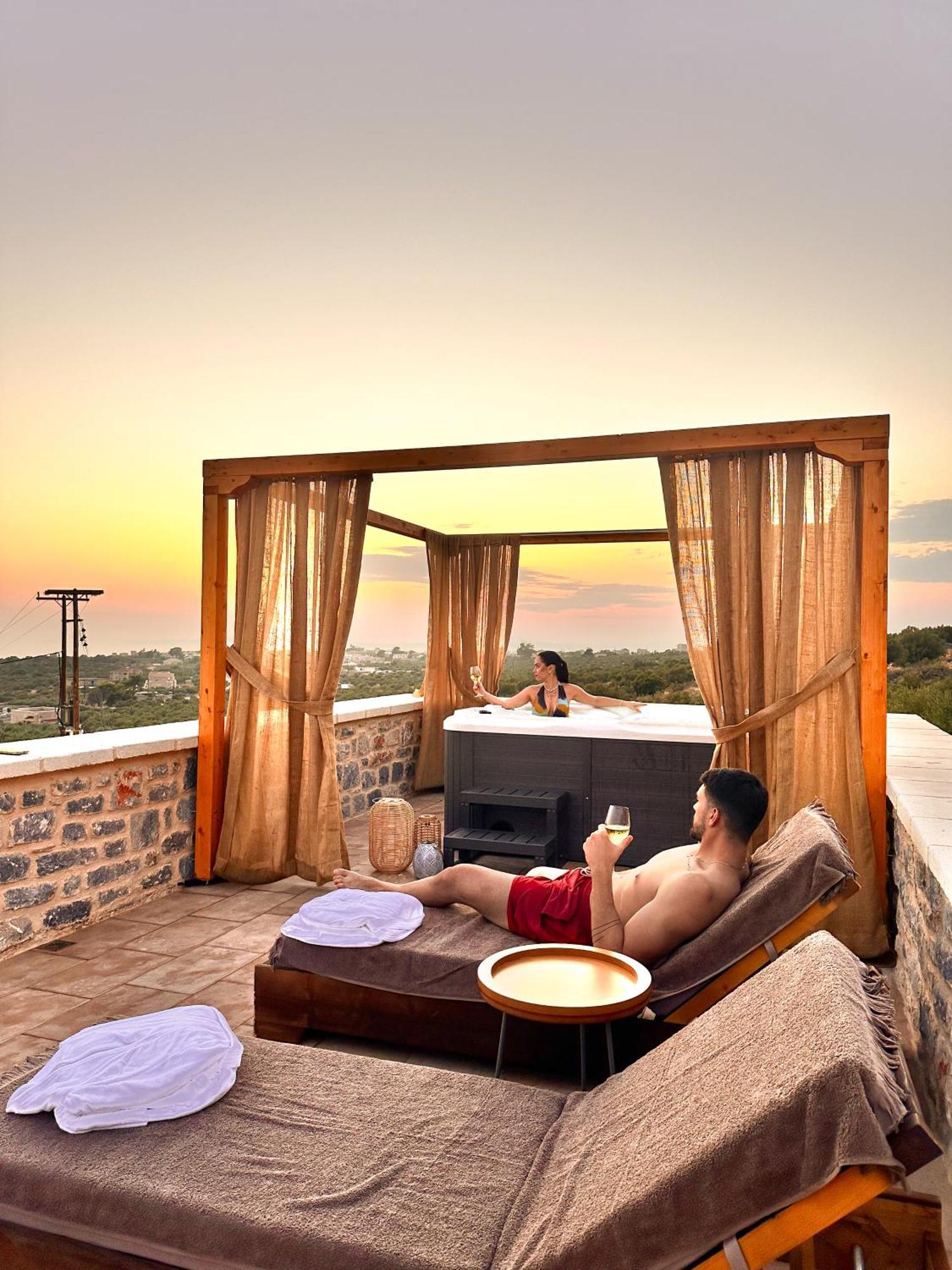 Armantanis Luxury Suites Areopoli Exterior foto